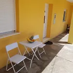 Milo -